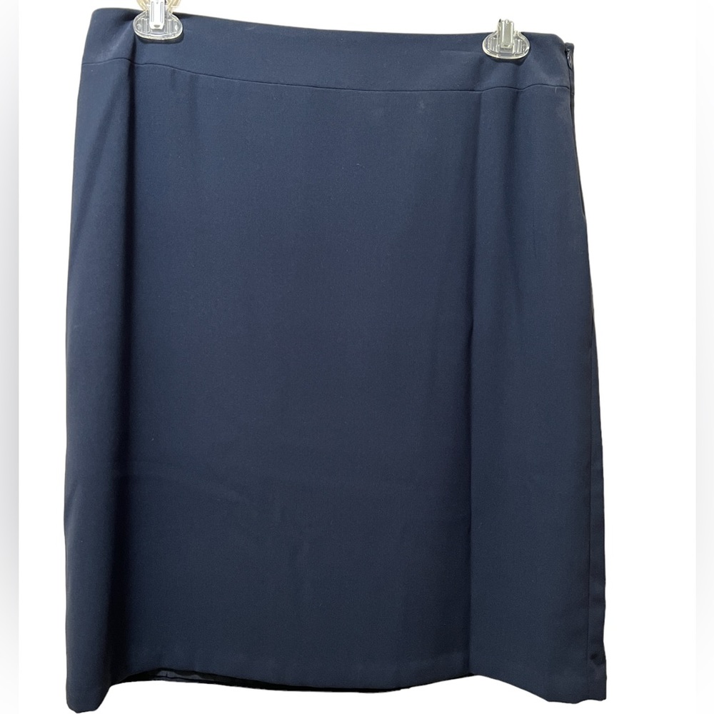 Mary McFadden Knee Length Pencil Skirt